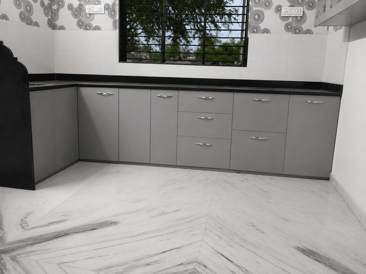 L-Shaped Gray Kitchen